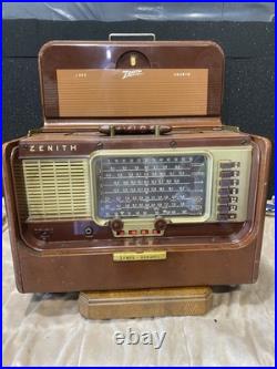 Vintage Zenith Trans-Oceanic Portable Multi-Band Tube Radio