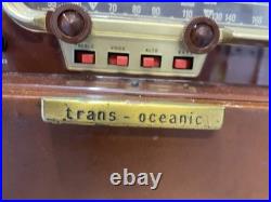 Vintage Zenith Trans-Oceanic Portable Multi-Band Tube Radio