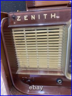 Vintage Zenith Trans-Oceanic Portable Multi-Band Tube Radio
