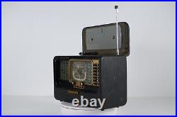 Vintage Zenith Trans-Oceanic Portable Tube Radio