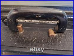 Vintage Zenith Trans Oceanic Wave Magnet Tube Radio Model T600-T600L. 1956
