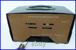 Vintage Zenith Tube Radio S-19493 Model K526Y Bakelite 1953 Vintage Zenith Tube Radio S-19493 Model K526Y Bakelite 1953