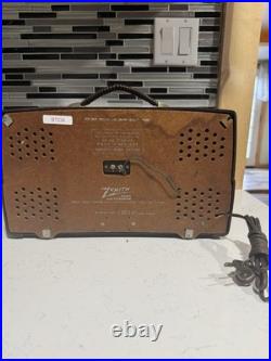 Vintage Zenith Tube Radio Trans-Oceanic Style Bakelite Portable Powers On