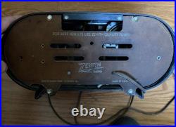 Vintage Zenith Tube radio, Rare Green Race Track. Pilot Lights Up And Radio Work