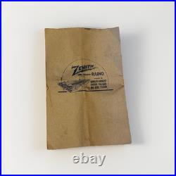 Vintage Zenith Universal AM Tube Radio with Wave Magnet Portable Original Case