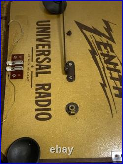 Vintage Zenith Universal Tube Radio WORKS! Powers On /Picked Up Station