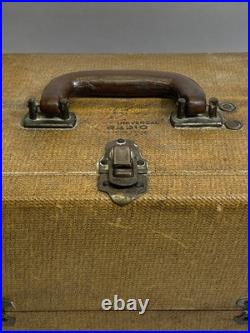 Vintage Zenith Universal Tube Radio WORKS! Powers On /Picked Up Station