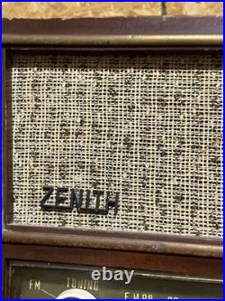Vintage Zenith Wood Radio Model B730R Great Working Condition (14F)