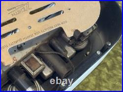Vintage Zenith tube radio, racetrack fine condition, video