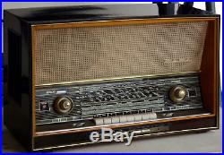 Vintage antica Radio d'epoca a valvole Saba Meersburg Automatic 125 Stereo Tube