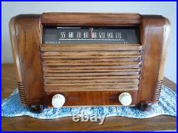 Vintage general electric tube radio