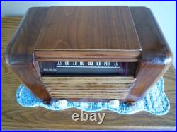 Vintage general electric tube radio