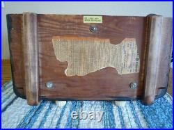 Vintage general electric tube radio