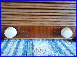Vintage general electric tube radio