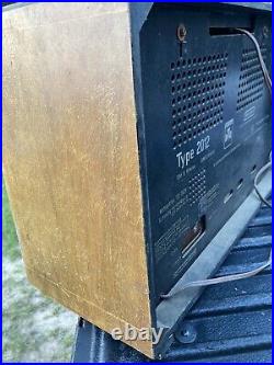 Vintage grundig tube radio? Type2012 estate