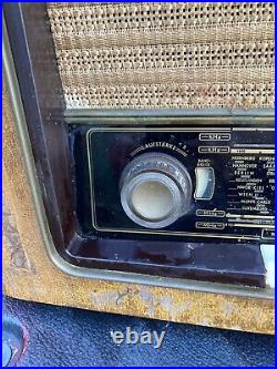 Vintage grundig tube radio? Type2012 estate