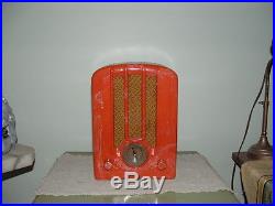 Vintage old vacuum tube radio Emerson bakelite 1936 mini tombstone model U5A