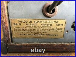 Vintage radio PHILCO Jr. Superheterodyne model 81 cathedral wood tabletop tube
