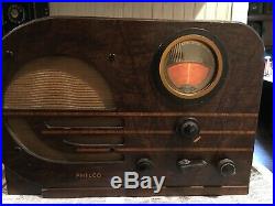 Vintage radio Philco model 38-10 BULLET