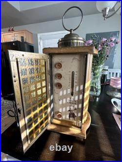 Vintage radio-The Town Crier by Guild 1950's 7 Tube AFC- AM-FM 110AC- Works