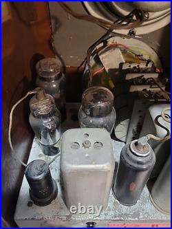 Vintage-silvertone-broadcast-tombstone-tube Radio-tested