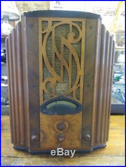 Vintage stewart warner radio R-1262-A Magic Dial Tombstone Tube Radio