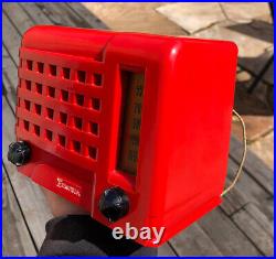 Vintage tube Radio Emerson 540 rare Red Plaskon not Catalin not Painted Working