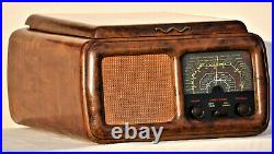 Vintage tube radio phonograph Ducati Italy antique wood collectible design 40's