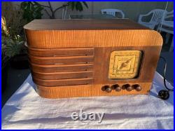 Vintage very rare Beautiful FADA Tube Radio In V. G. Condition & Works