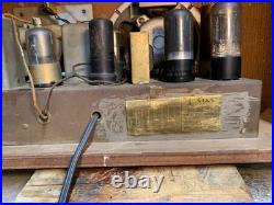 Vintage very rare Beautiful FADA Tube Radio In V. G. Condition & Works Vintage very rare Beautiful FADA Tube Radio In V. G. Condition & Works