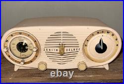 Vintage zenith deluxe tube radio alarm clock bakelite MCM
