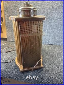 VtgTown CrierAM/FM Tube RadioAmerican WalnutSlug GlassMCMWorks