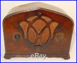 Vtg 1933 Emerson Tube Radio 250-AW All Wave Midget Gothic Wood Ingraham Cabinet