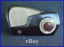 Vtg. 1949 Philco Transitone Boomerang Brown, Bakelite Radio Model 49-501