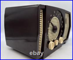 Vtg 1950 Zenith Tube Radio Y723 Bakelite AM/FM MCM Savanna Brown White Powers On
