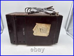 Vtg 1950 Zenith Tube Radio Y723 Bakelite AM/FM MCM Savanna Brown White Powers On