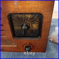 Vtg Late 1930s Air King Premier Wood Deco Tube Radio-Restored