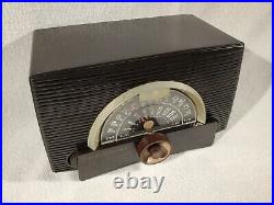 Vtg Original 1951 GE General Electric Model 409 Vacuum Tube AM-FM Radio