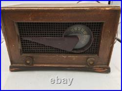 Vtg Philco MCM Tube Radio FLYING WEDGE-Wood & Bakelite-Original Finish 49-506 RS