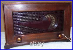 Vtg Philco Model 49-506 The Flying Wedge AM Radio Working Looks Great