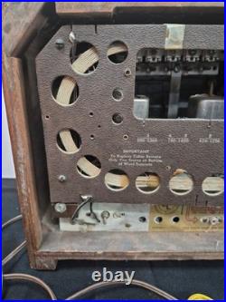Vtg RCA Victor 16T3 Tube Radio AM Shortwave Push Button Wood Console 1938 Works