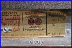 Vtg RCA Victor 16T3 Tube Radio AM Shortwave Push Button Wood Console 1938 Works