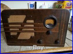 Vtg Wood Cabinet Art Deco Philco 37-62 Tube Radio