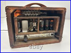 Vtg c1939 Detrola CM 3051 Wooden Art Deco AM Shortwave Tube Radio Powers On AsIs Vtg c1939 Detrola CM 3051 Wooden Art Deco AM Shortwave Tube Radio Powers On AsIs