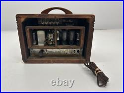 Vtg c1939 Detrola CM 3051 Wooden Art Deco AM Shortwave Tube Radio Powers On AsIs Vtg c1939 Detrola CM 3051 Wooden Art Deco AM Shortwave Tube Radio Powers On AsIs