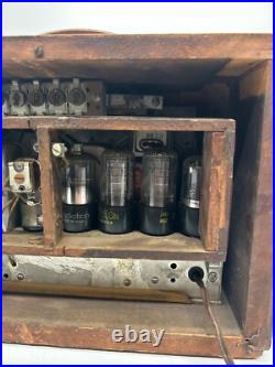 Vtg c1939 Detrola CM 3051 Wooden Art Deco AM Shortwave Tube Radio Powers On AsIs Vtg c1939 Detrola CM 3051 Wooden Art Deco AM Shortwave Tube Radio Powers On AsIs