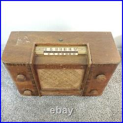 Westinghouse H-130 Tube Radio AM Wood Tabletop Vintage 1940's USA Works