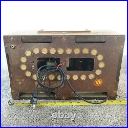 Westinghouse H-130 Tube Radio AM Wood Tabletop Vintage 1940's USA Works