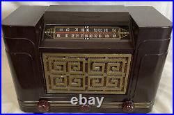 Westinghouse Vintage AM/FM Radio Model H-204 Brown Bakelite