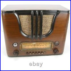 Westinghouse WR-264 Vintage Radio AM SW Refinished Cabinet Lights Up Has Sound Westinghouse WR-264 Vintage Radio AM SW Refinished Cabinet Lights Up Has Sound